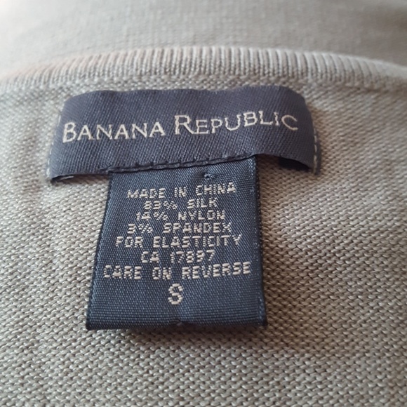 Banana Republic💙 Sage Green Silk Blend Pullover - Picture 6 of 7